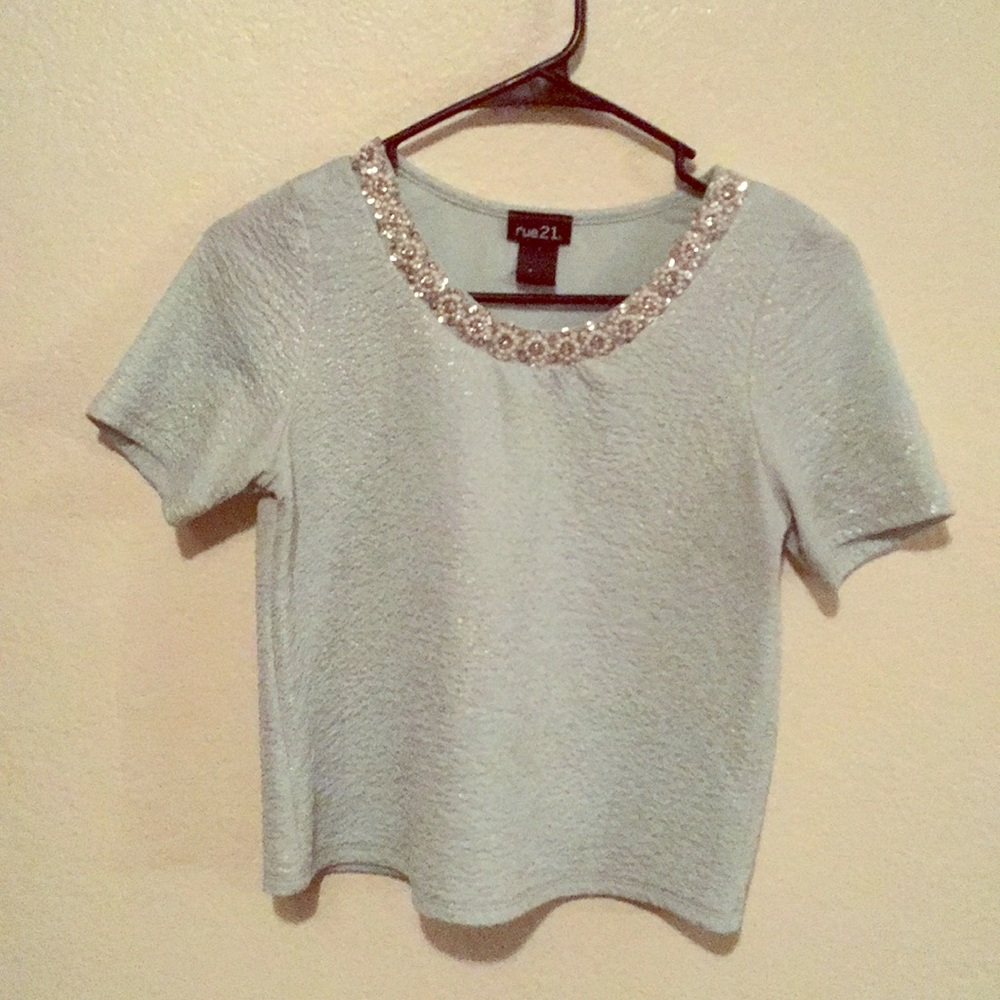 Business casual cropped top